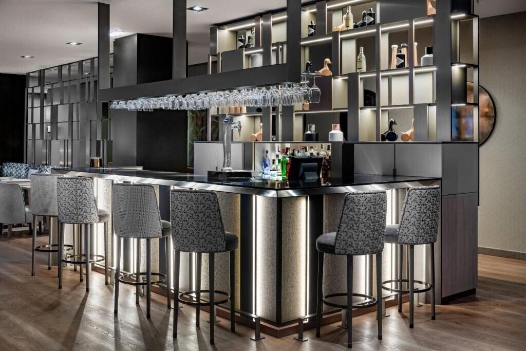 Готель Ac Hotel By Marriot Oviedo Forum 4*