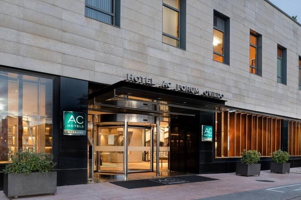 Фотографія Ac Hotel By Marriot Oviedo Forum 4*