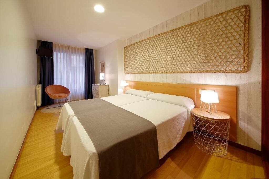 Вид Apartamentos Urban Blue, Blue Hotels (ex. Apartamentos Turisticos Blue San Esteban) 2*