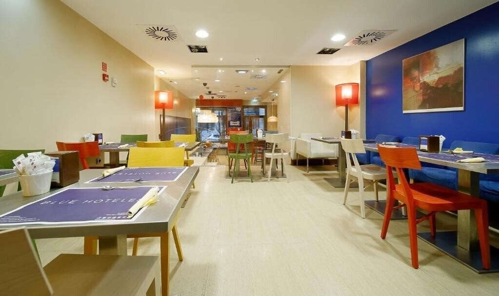Вид Hotel Marques Gijon 3*