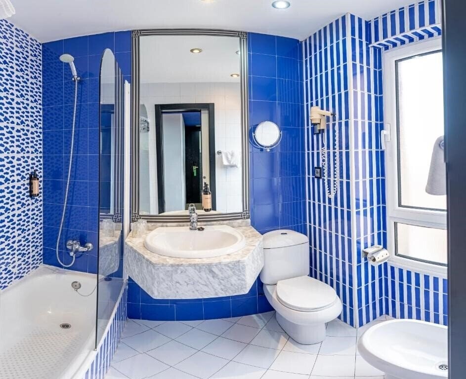 Вид Hotel Pathos Gijon by Faranda Express 3*