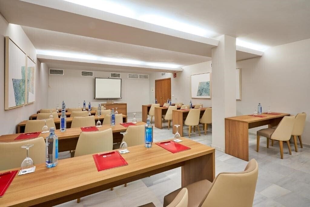 Територія Exe Ciudad De Cordoba 4*