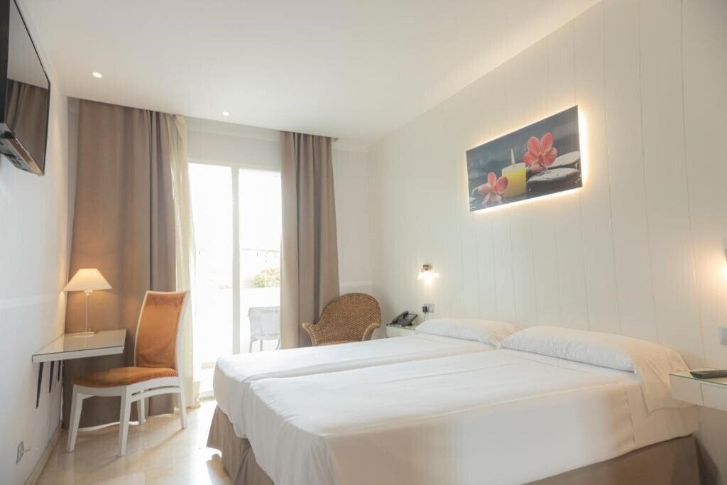 Панорама Oasis Cordoba 4*