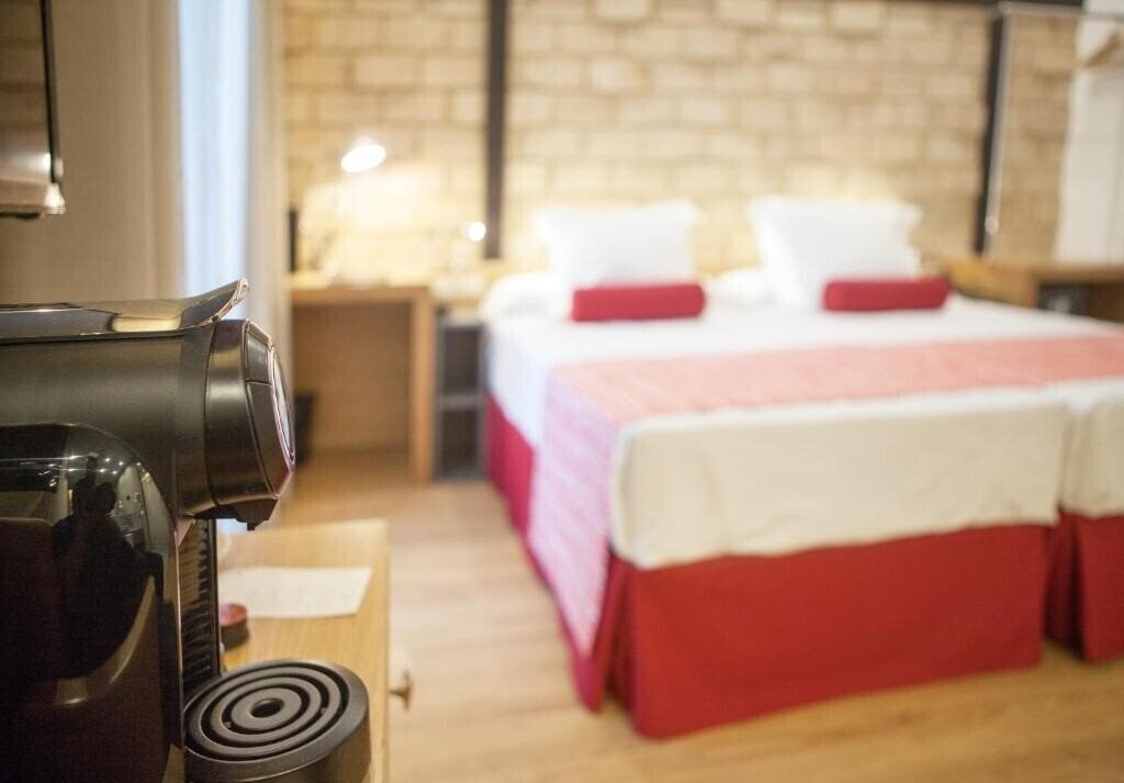 Территория Hotel Soho Capuchinos 3*