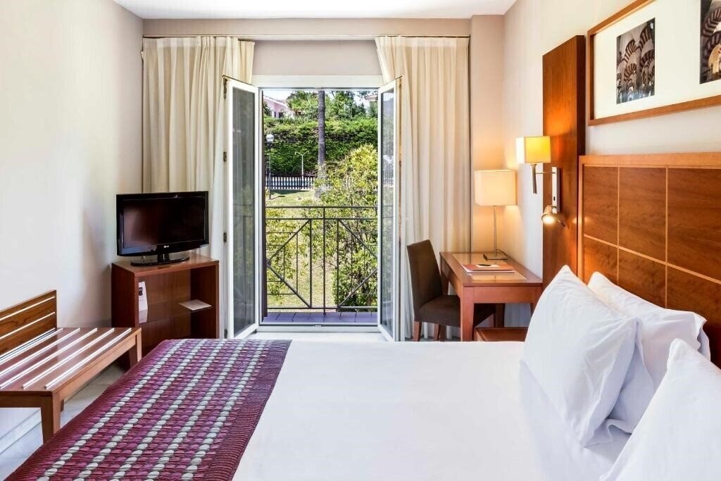 Зображення Eurostars Las Adelfas 4*