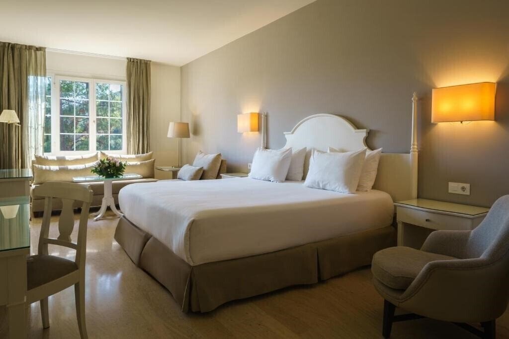 Апартаменти Ayre Hotel Cordoba 4*