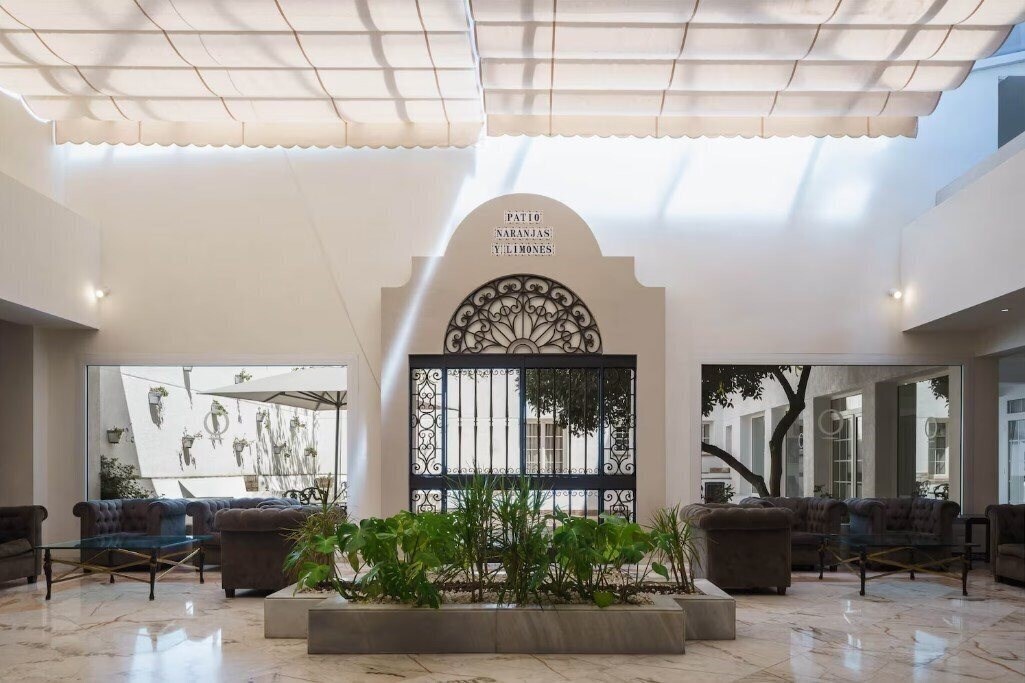 Вид Ayre Hotel Cordoba 4*