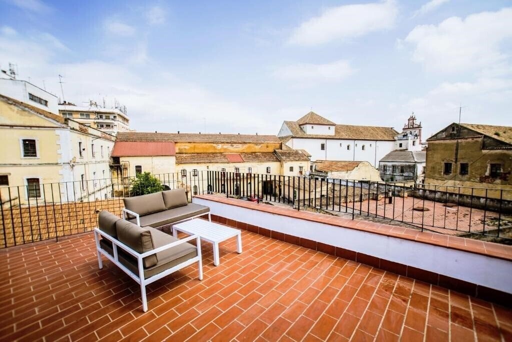 Вид Patios Del Orfebre 3*