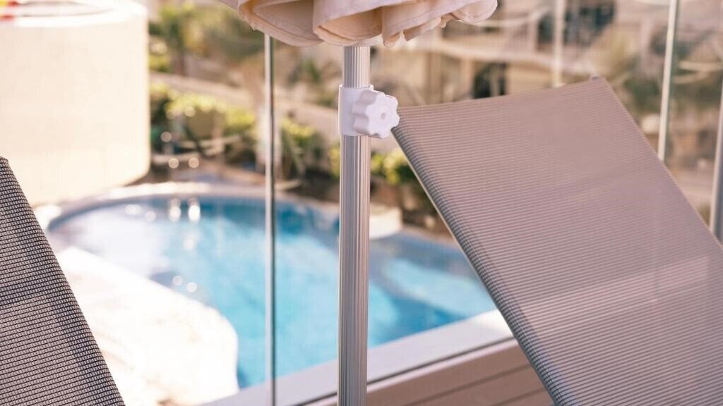 Територія Coral California Apts. 1*