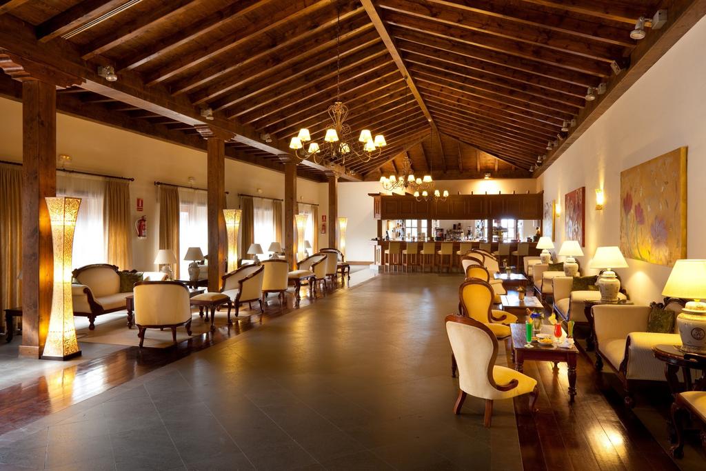 Апартаменти Gf Isabel Hotel 4*