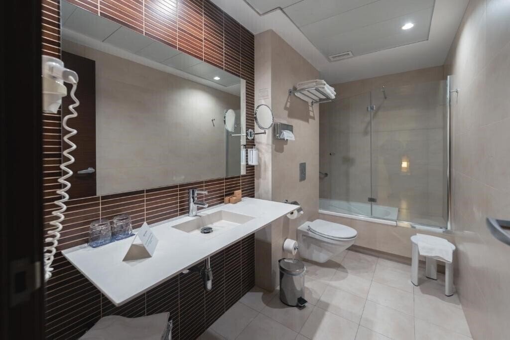 Вид Port Elche 4*