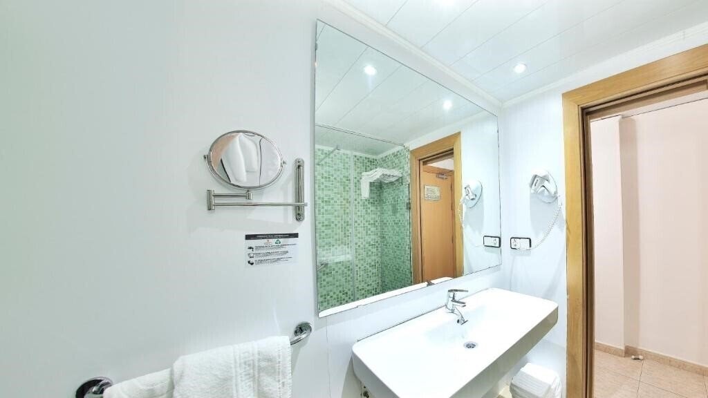 Фото Prince Park 3*