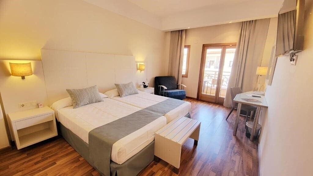 Фото Costa Narejos 4*