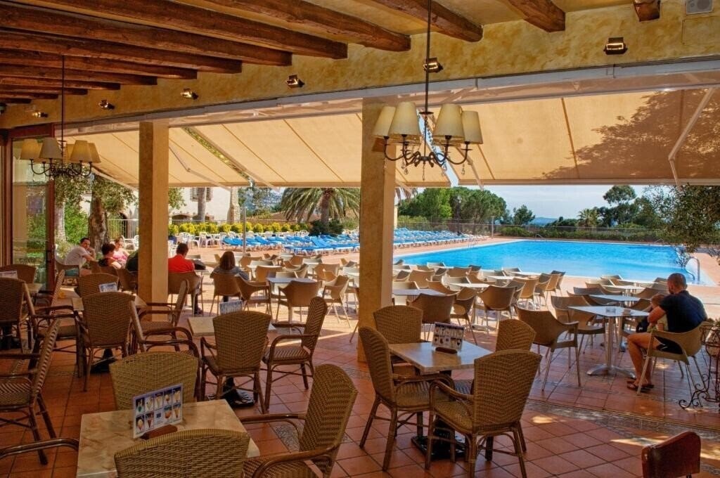 Панорама San Carlos 3*