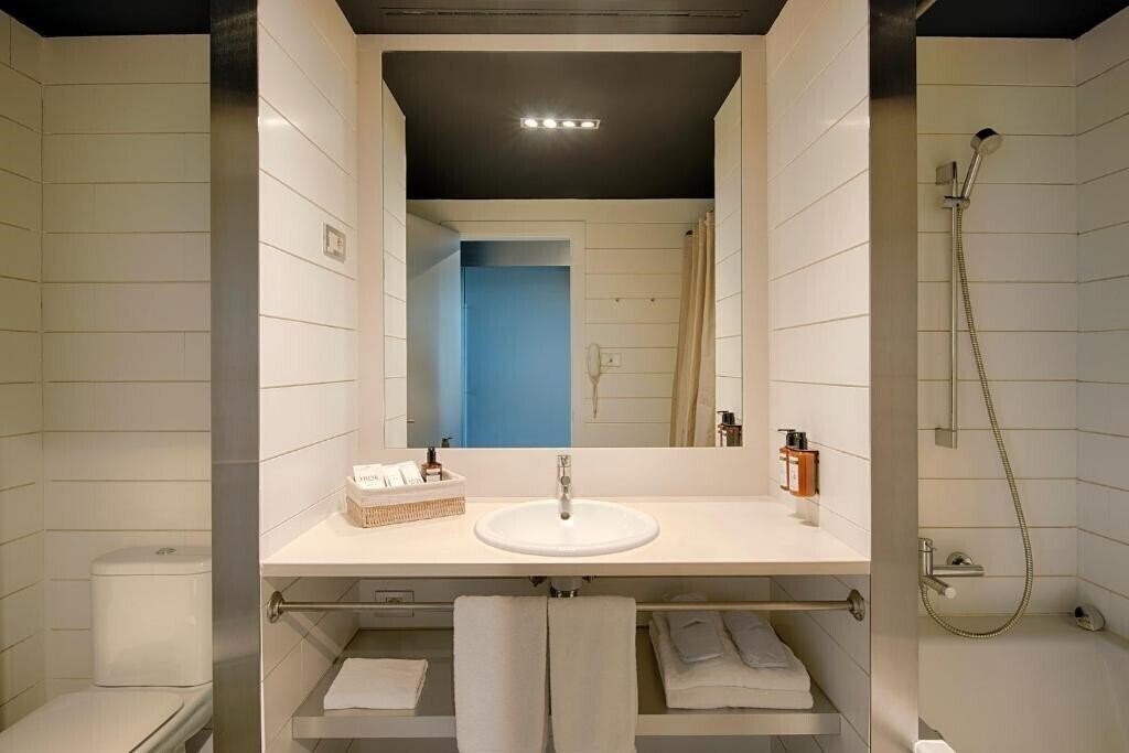 Фотография DoubleTree by Hilton Hotel & SPA Emporda 4*