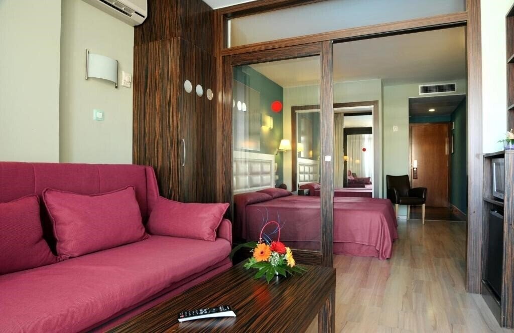 Фотографія Olympic Palace 4*