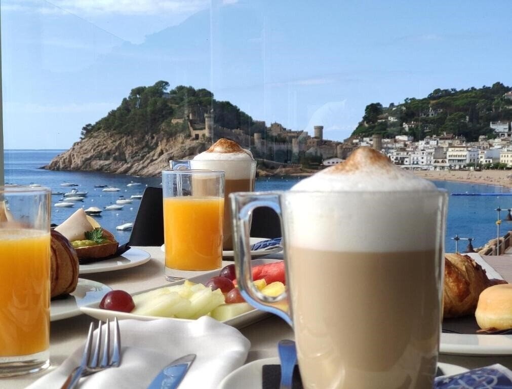 Панорама Best Western Premier Gran Hotel Reymar 4*