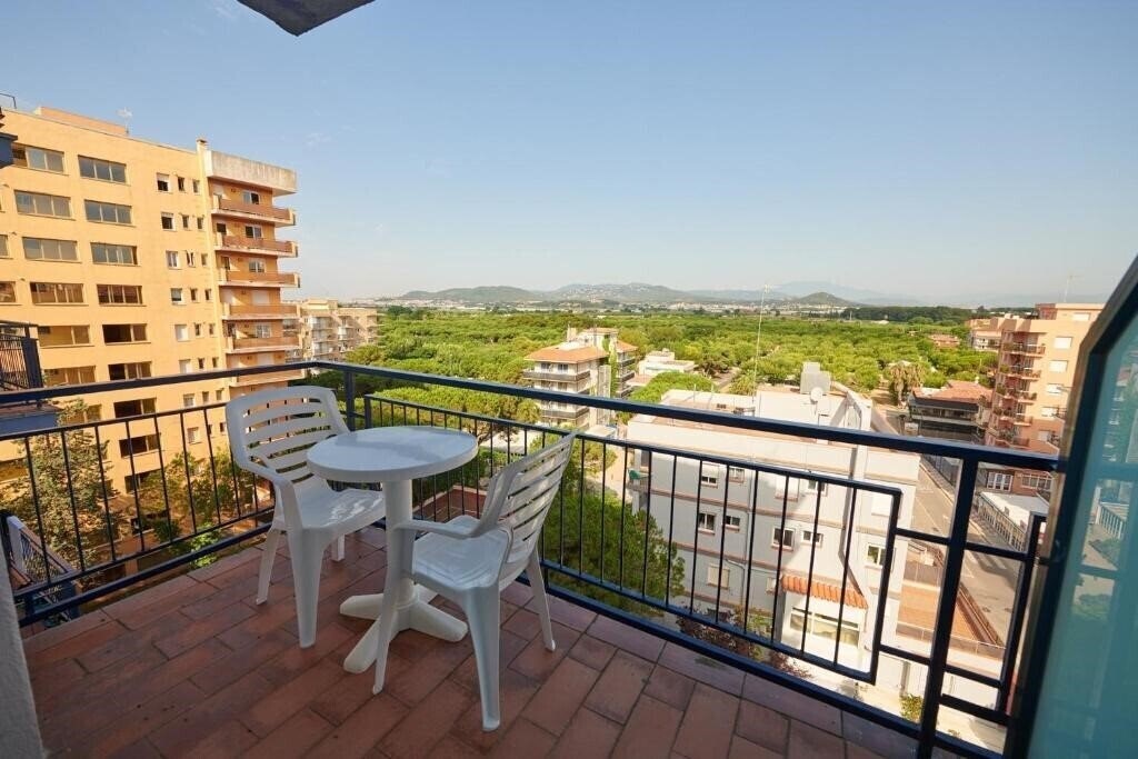 Территория Checkin Blanes (ex. Boix Mar) 3*