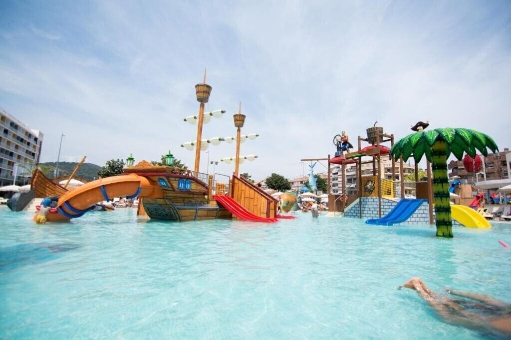 Территория Sorra Daurada Splash 4*
