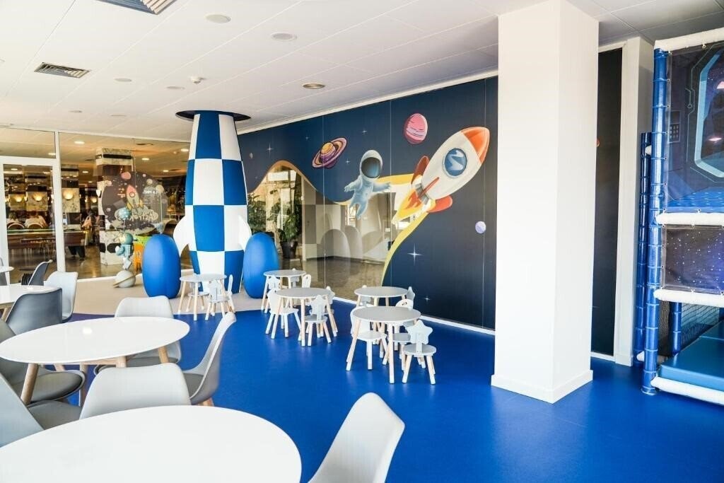 Панорама Top Olympic Hotel 3*