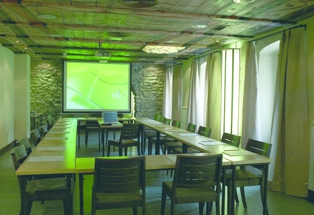 Територія Santa Cristina Hotel 4*