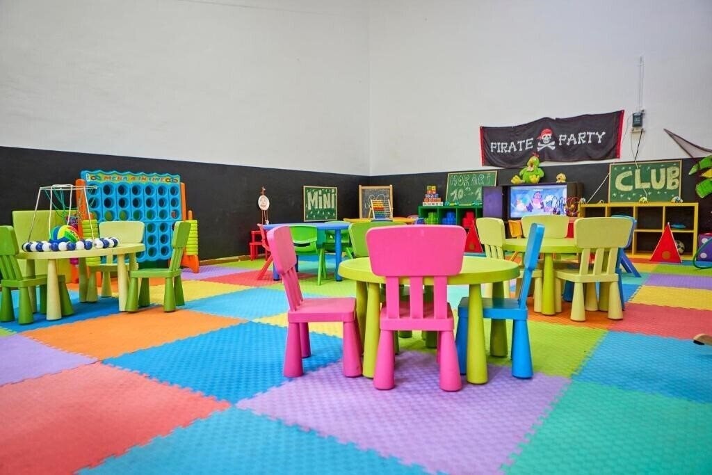 Апартаменты Hotel Don Juan Village 4*