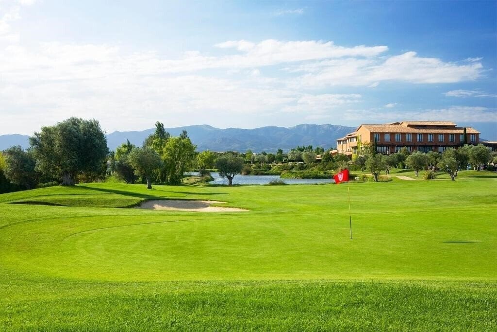 Территория Peralada Wine Spa & Golf 5*