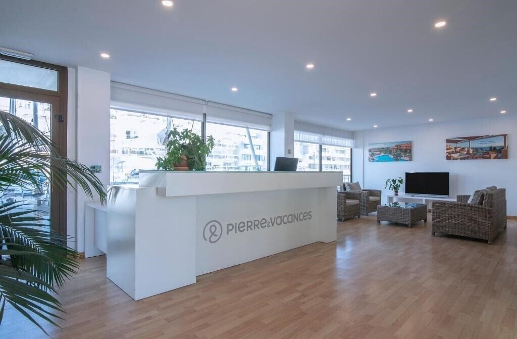 Панорама Pierre & Vacances Empuriabrava Marina апартаменты