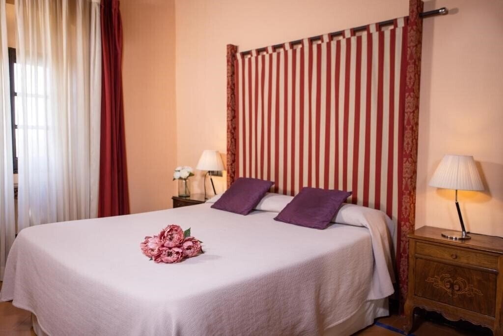 Апартаменты Palau Lo Mirador 4*