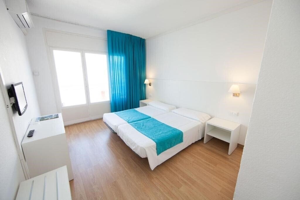 Апартаменты Villa Garbi Lloret 3*