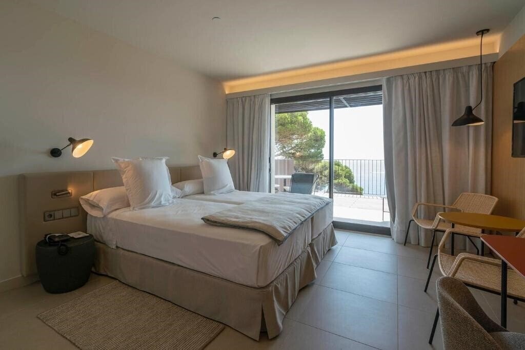 Территория Parador De Aiguablava 4*