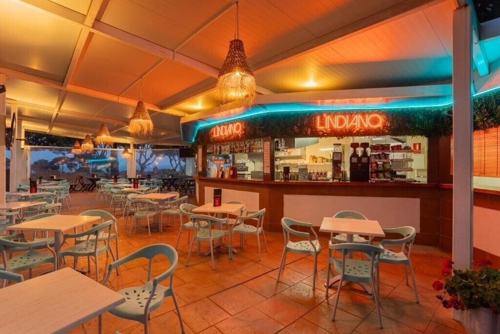 Территория AR Bolero Park 3*