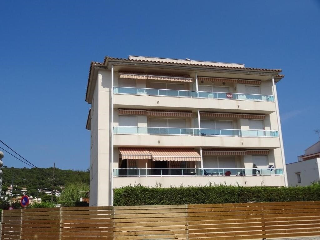 Отель Brisas, Las Apart 3*