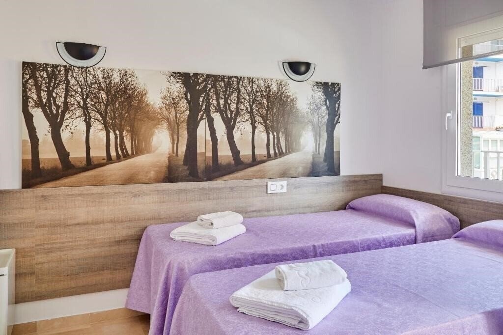 Панорама Centremar Apart 3*