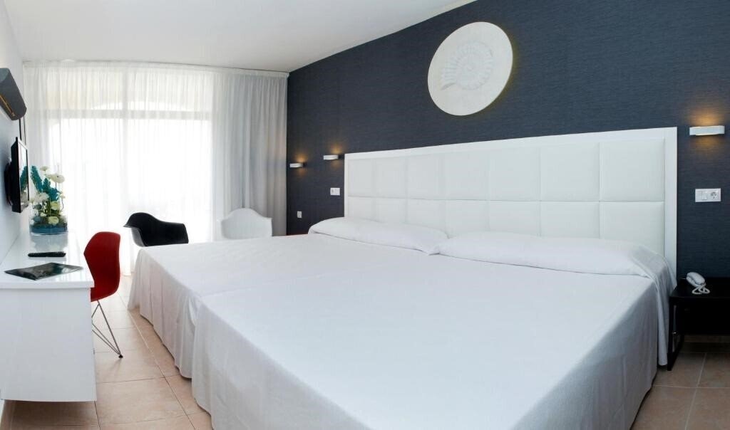 Панорама Evenia Olympic Garden 4*