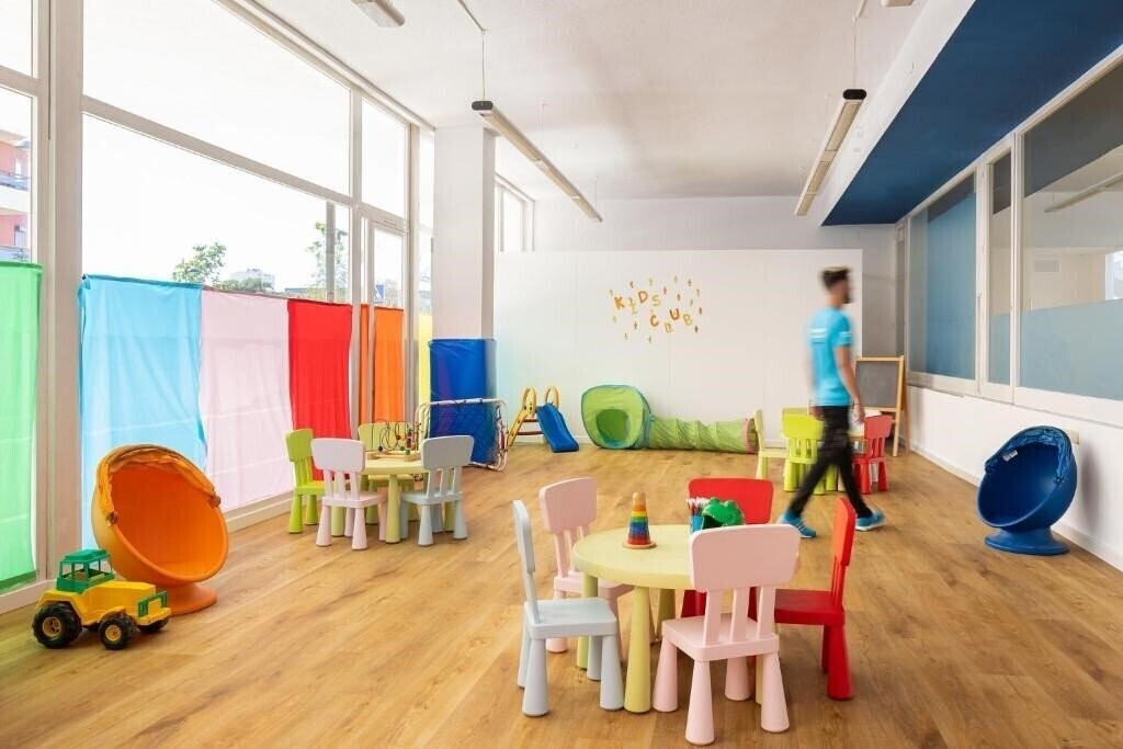 Территория H.Top Platja Park - Platja D Aro 4*