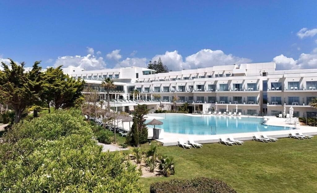 Апартаменти Barcelo Conil Playa 4*