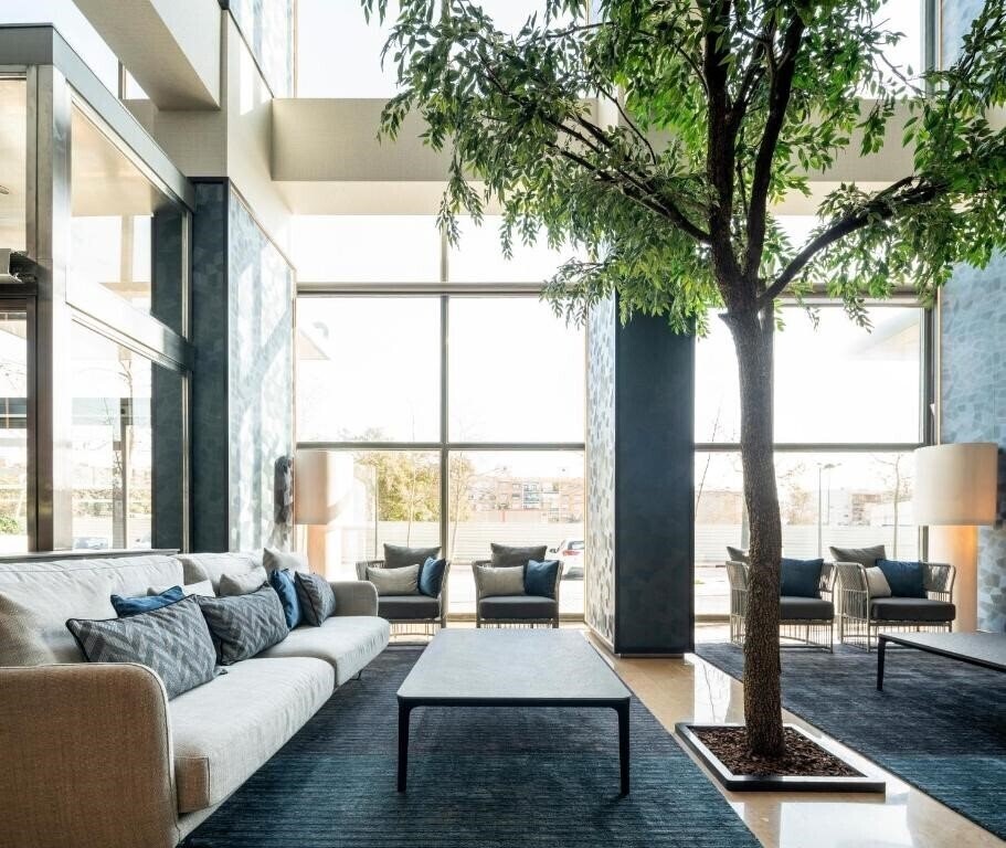 Апартаменты Ilunion Valencia 4 4*