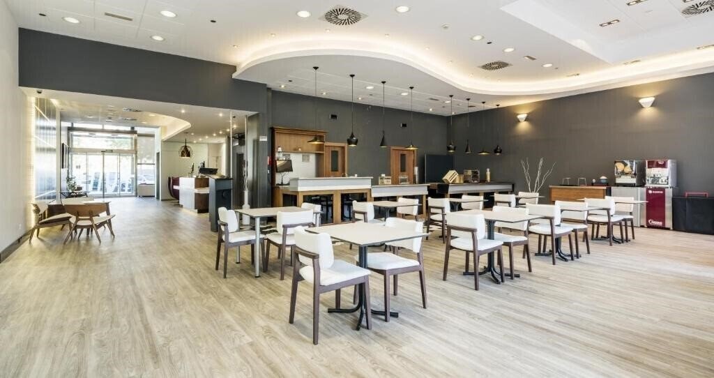 Изображение Ilunion Valencia 3 3*