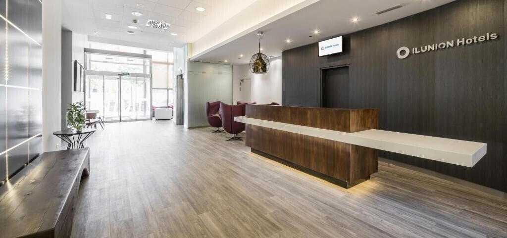 Апартаменты Ilunion Valencia 3 3*