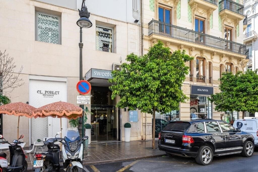 Апартаменты Sweet Continental 2*