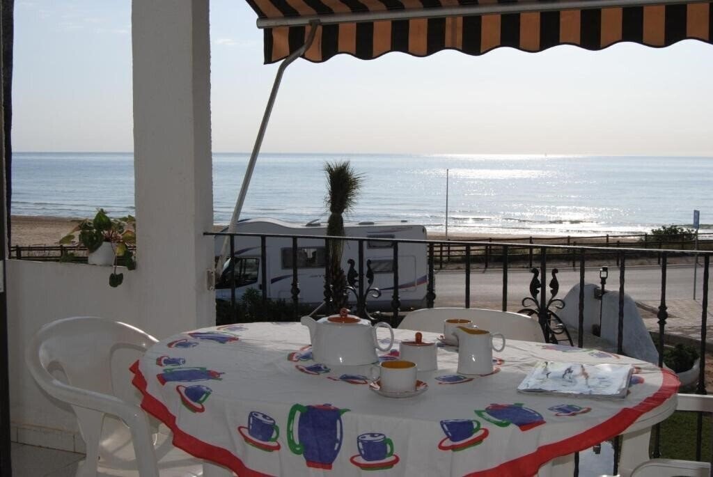 Територія Apartamentos Habitat Playa Romana 3000 3*