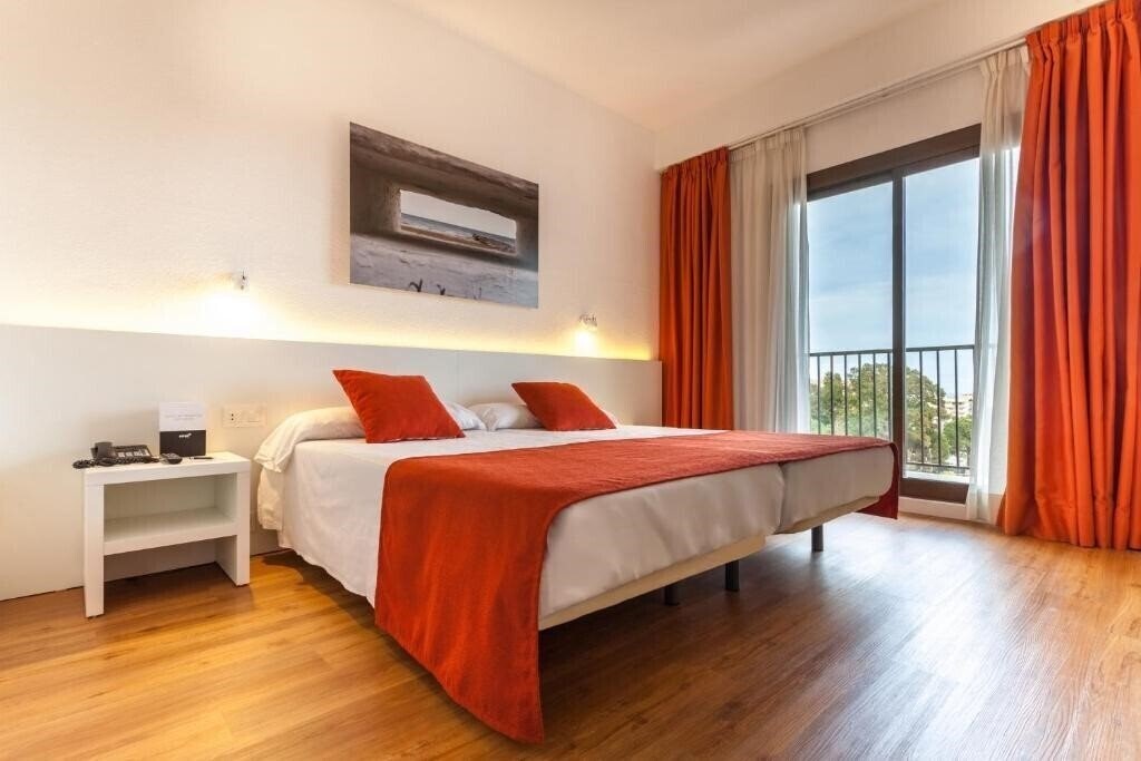 Панорама Intelier Orange (ex. Hotel Intur Orange) 4*