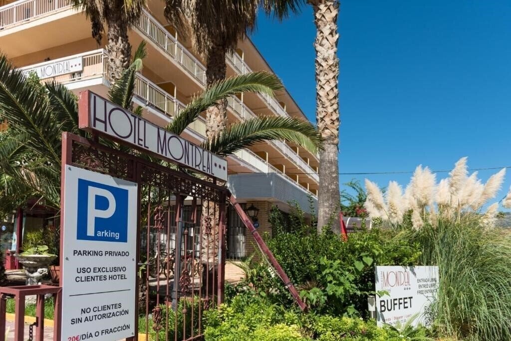 Панорама Montreal Hotel 3*