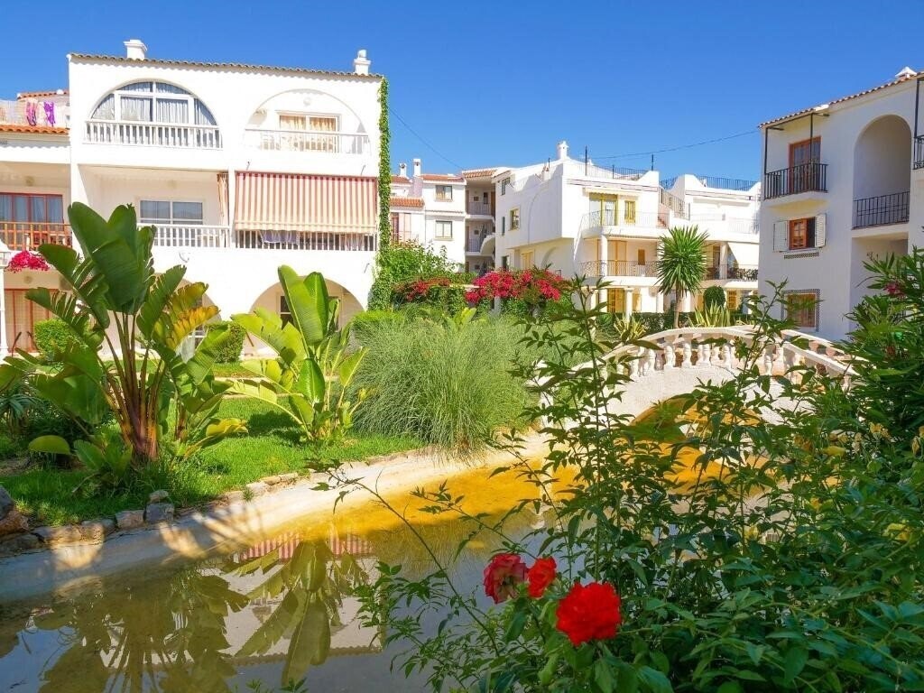 Апартаменти Kione Playa Romana 2*