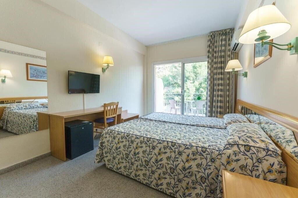 Апартаменты Checkin Catalonia 3*