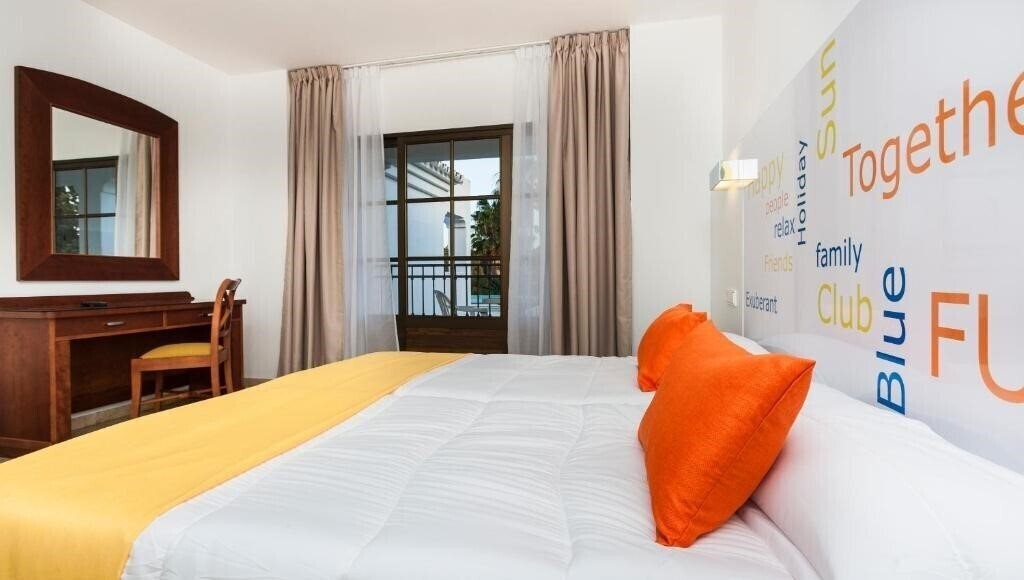 Апартаменти Globales Cortijo Blanco (ex. Tui Suneo Cortijo Blanco) 3*