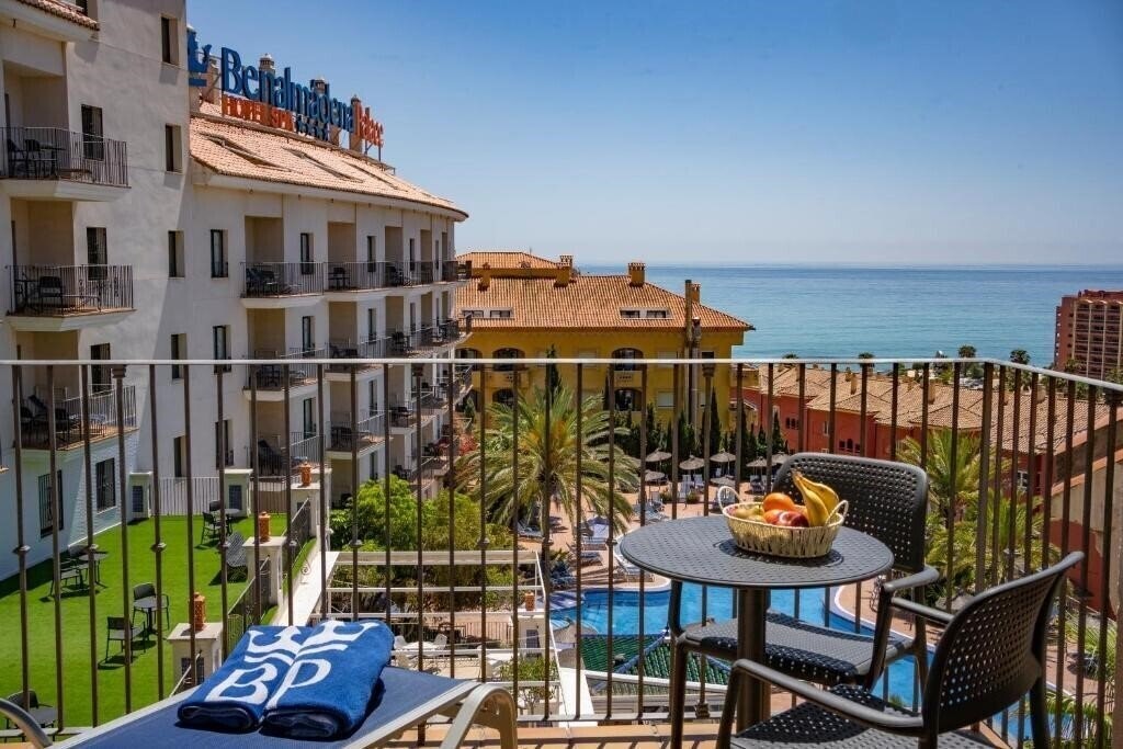 Отель Hotel SPA Benalmadena Palace 4*