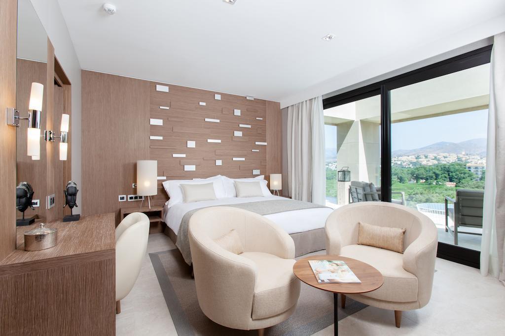 Панорама The Oasis By Don Carlos Resort 5*