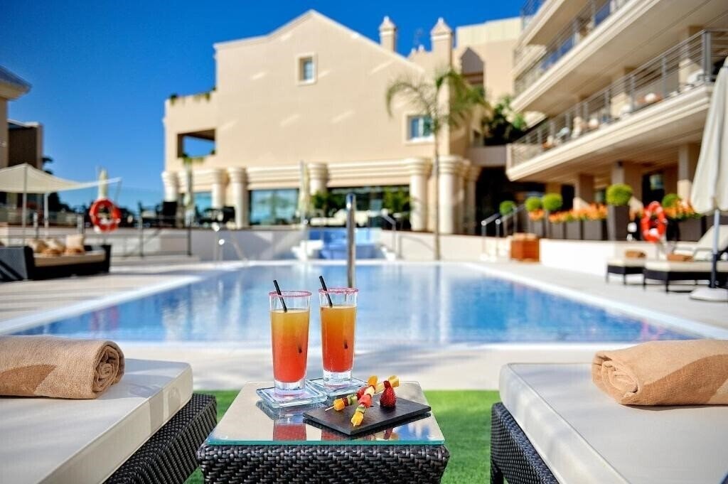 Территория Hotel Vincci Seleccion Aleysa Boutique & SPA 5*